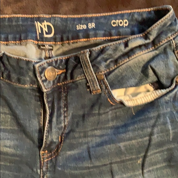 Crop Jeans - Picture 2 of 4